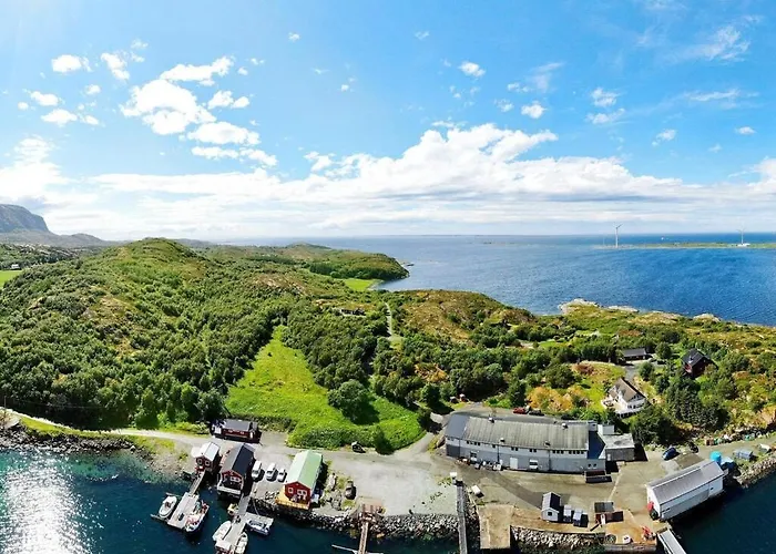 12 Person In * Oksvoll